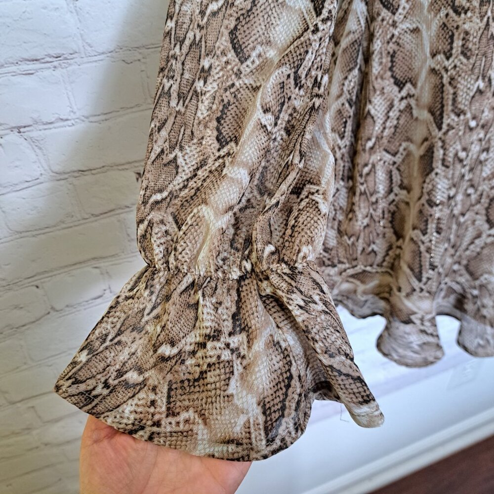 Blue Blush Snake Print Deep V- Neck Dress Size Large - Picture 7 of 12